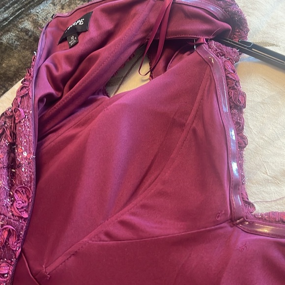 Scape gorgeous dress NWT - Picture 8 of 10